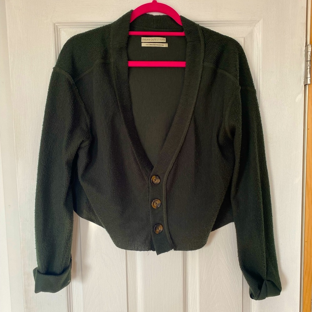 ❤️4/$40 SALE! ❤️ Urban Outfitters Cropped Cardigan